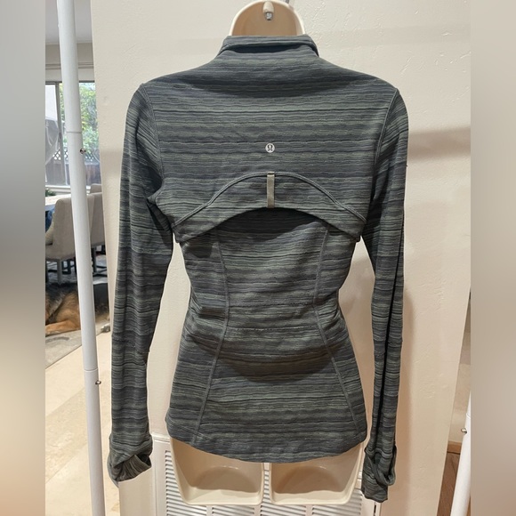 Lululemon Define Jacket size 6 - Picture 3 of 9